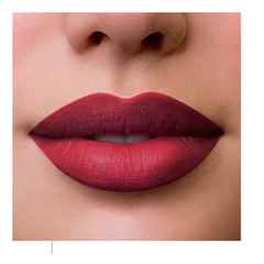 Labial Líquido Vogue A Prueba De Besos Invencible 3ml