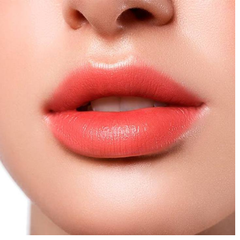 Bálsamo Labial Kiss My Lips Fresa Con Petalos De Rosas 48g