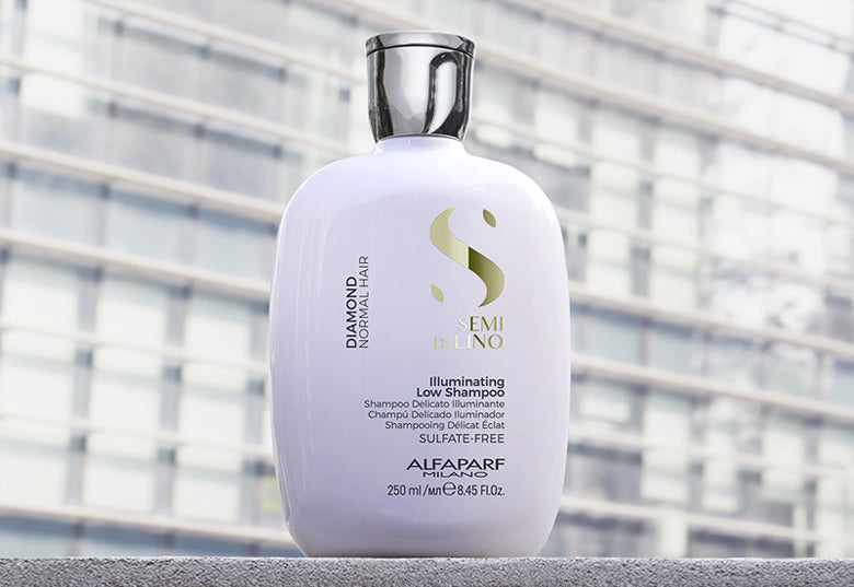 Alfaparf SEMI DI LINO DIAMOND illuminating low shampoo 250 ml : :  Bellezza